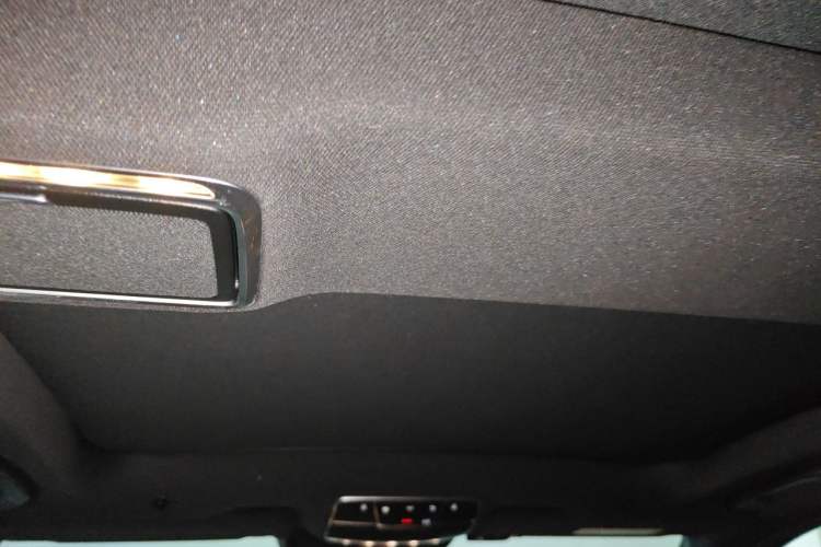 Used Mercedes-Benz S-Class 2020 S 450 L 4MATIC Exclusive Edition Headliner