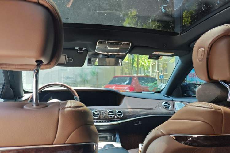 Used Mercedes-Benz S-Class 2020 S 350 L Exclusive Edition Prestige Collection Headliner