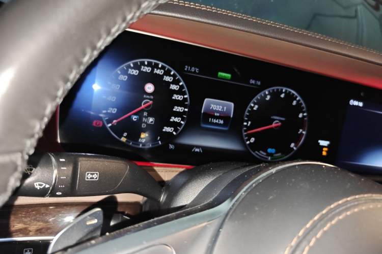 Used Mercedes-Benz S-Class 2020 S 350 L Business Class Ultimate Edition Instrument Cluster
