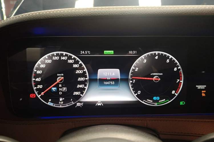 Used Mercedes-Benz S-Class 2020 S 350 L Business Class Ultimate Edition Instrument Cluster