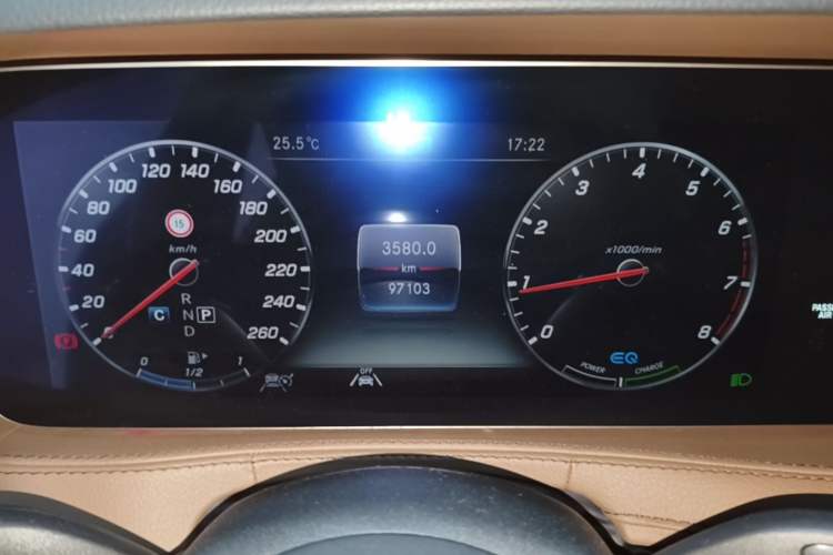 Used Mercedes-Benz S-Class 2020 S 450 L 4MATIC Exclusive Edition Instrument Cluster