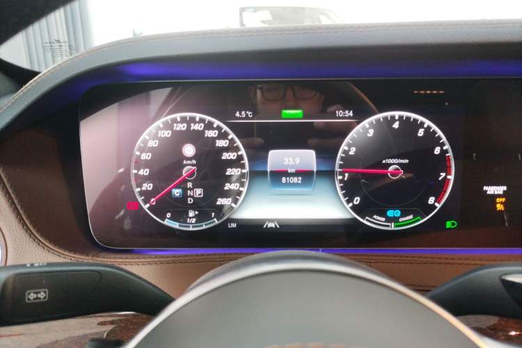 Used Mercedes-Benz S-Class 2020 S 350 L Business Class Ultimate Edition Instrument Cluster