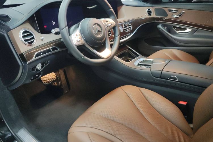 Used Mercedes-Benz S-Class 2020 S 350 L Business Class Ultimate Edition Interior 1