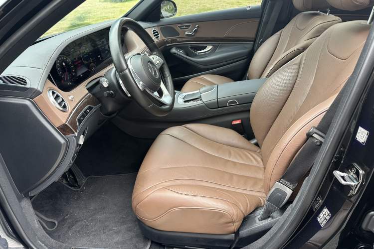 Used Mercedes-Benz S-Class 2020 S 350 L Business Class Ultimate Edition Interior 1