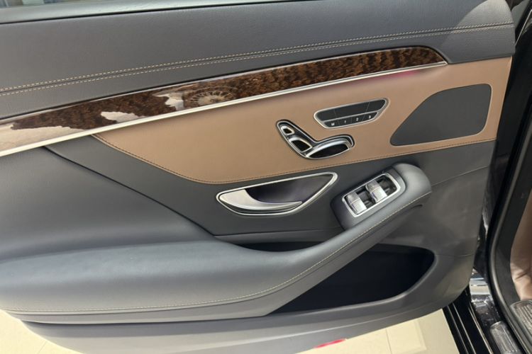 Used Mercedes-Benz S-Class 2020 S 350 L Business Class Ultimate Edition Interior 12