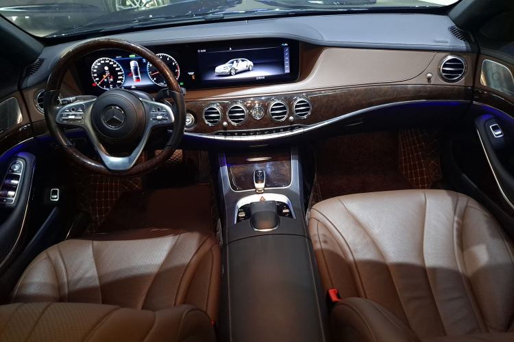 Used Mercedes-Benz S-Class 2020 S 350 L Exclusive Edition Prestige Collection Interior 2