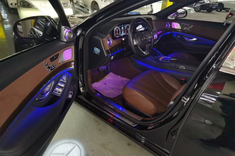 Used Mercedes-Benz S-Class 2020 S 350 L Business Class Ultimate Edition Interior 2