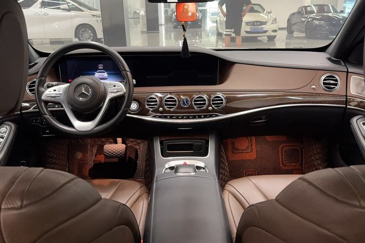 Used Mercedes-Benz S-Class 2020 S 350 L Business Class Ultimate Edition Interior 3