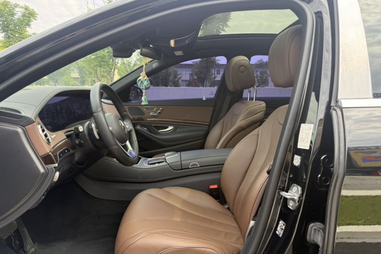 Used Mercedes-Benz S-Class 2020 S 350 L Business Class Ultimate Edition Interior 3