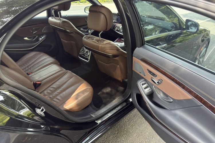 Used Mercedes-Benz S-Class 2020 S 350 L Exclusive Edition Prestige Collection Interior 4