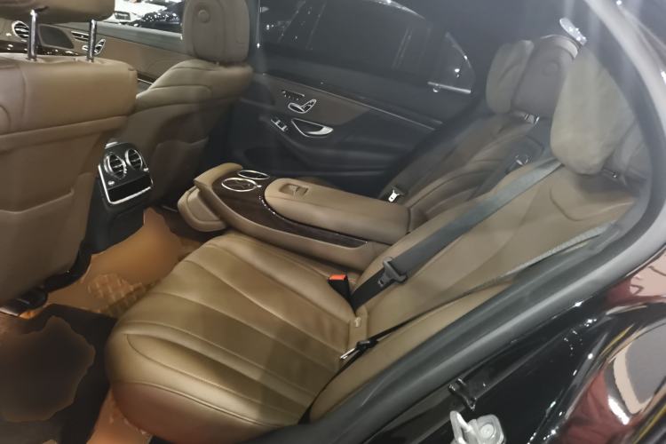 Used Mercedes-Benz S-Class 2020 S 350 L Business Class Ultimate Edition Interior 4