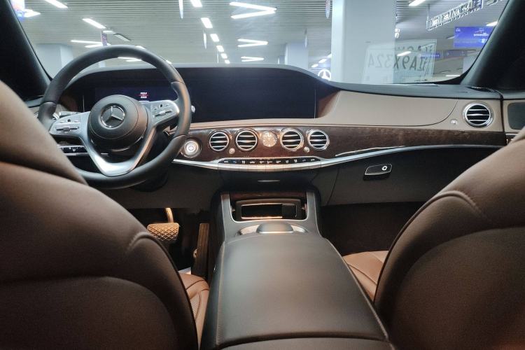 Used Mercedes-Benz S-Class 2020 S 350 L Business Class Ultimate Edition Interior 4