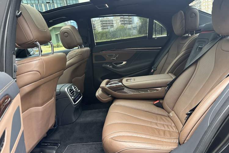 Used Mercedes-Benz S-Class 2020 S 350 L Business Class Ultimate Edition Interior 4