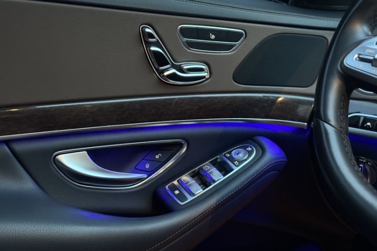 Used Mercedes-Benz S-Class 2020 S 350 L Business Class Ultimate Edition Interior 4
