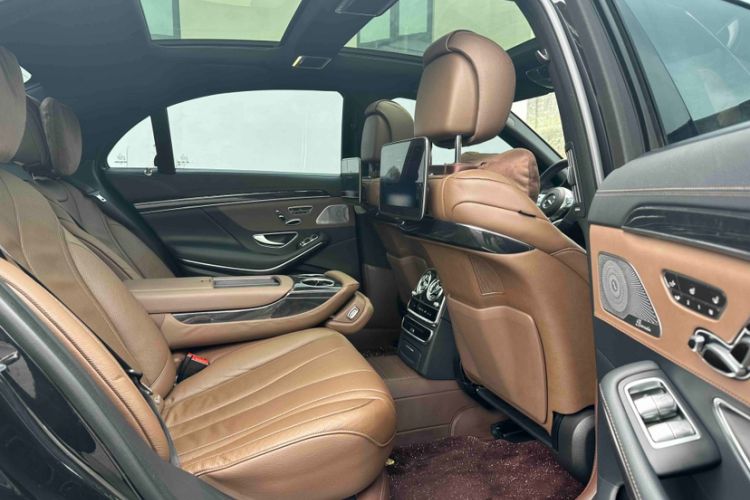 Used Mercedes-Benz S-Class 2020 S 450 L 4MATIC Exclusive Edition Interior 9