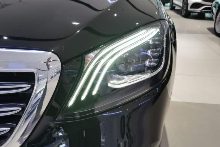 Used Mercedes-Benz S-Class 2020 S 350 L Business Class Ultimate Edition Left Front Headlight