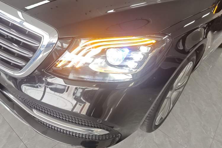 Used Mercedes-Benz S-Class 2020 S 350 L Exclusive Edition Prestige Collection Left Front Headlight