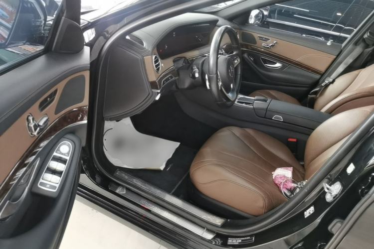 Used Mercedes-Benz S-Class 2020 S 350 L Business Class Ultimate Edition Left Front Seat