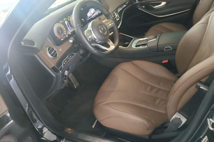 Used Mercedes-Benz S-Class 2020 S 450 L 4MATIC Exclusive Edition Left Front Seat