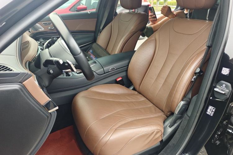 Used Mercedes-Benz S-Class 2020 S 450 L 4MATIC Exclusive Edition Left Front Seat