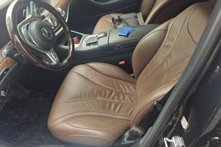 Used Mercedes-Benz S-Class 2020 S 350 L Business Class Ultimate Edition Left Front Seat
