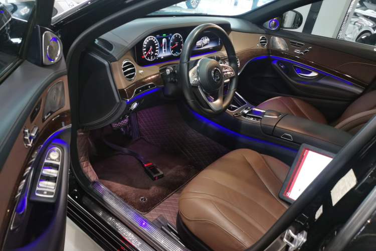Used Mercedes-Benz S-Class 2020 S 350 L Business Class Ultimate Edition Left Front Seat