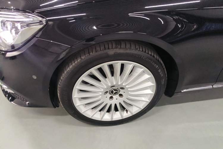 Used Mercedes-Benz S-Class 2020 S 350 L Business Class Ultimate Edition Left Front Wheel Hub