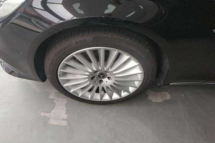 Used Mercedes-Benz S-Class 2020 S 350 L Business Class Ultimate Edition Left Front Wheel Hub