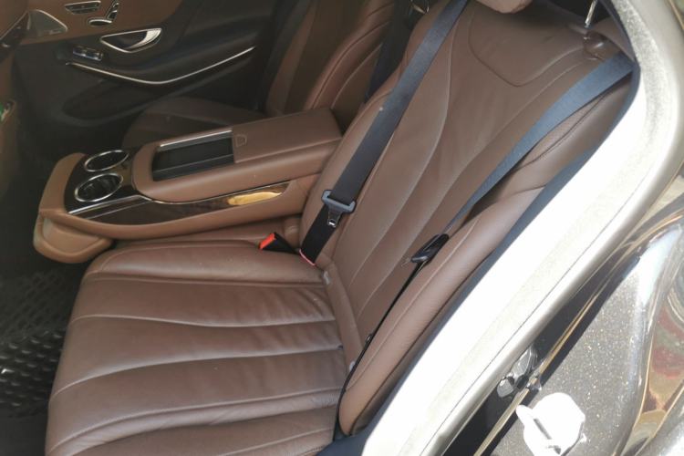 Used Mercedes-Benz S-Class 2020 S 350 L Exclusive Edition Prestige Collection Left Rear Seat