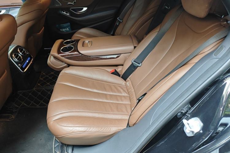 Used Mercedes-Benz S-Class 2020 S 350 L Business Class Ultimate Edition Left Rear Seat