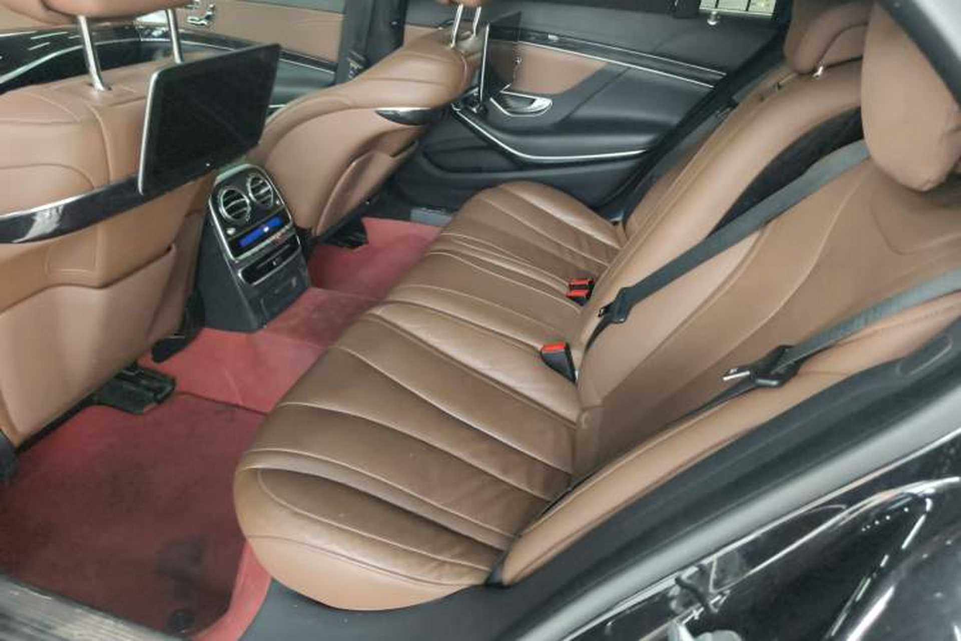 Used Mercedes-Benz S-Class 2020 S 450 L 4MATIC Exclusive Edition Left Rear Seat
