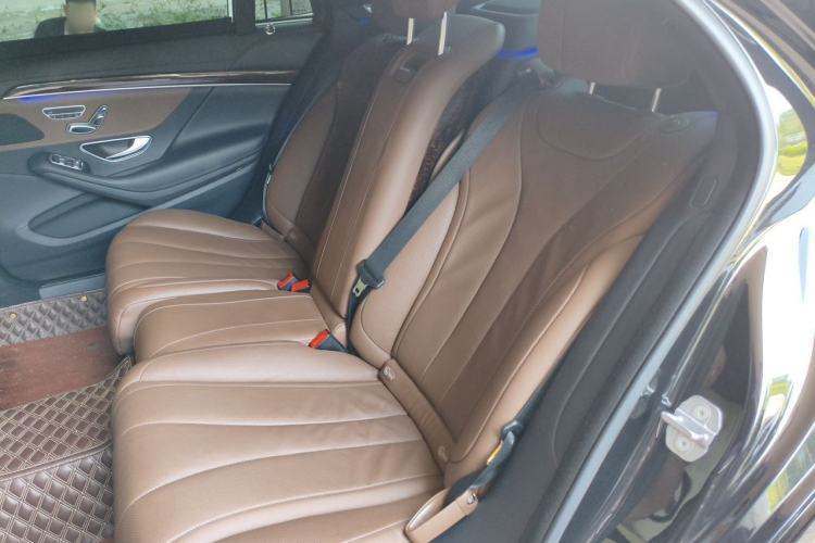 Used Mercedes-Benz S-Class 2020 S 350 L Business Class Ultimate Edition Left Rear Seat
