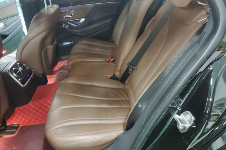 Used Mercedes-Benz S-Class 2020 S 350 L Business Class Ultimate Edition Left Rear Seat