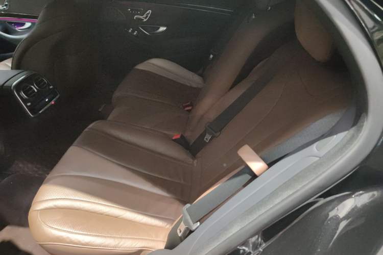 Used Mercedes-Benz S-Class 2020 S 350 L Business Class Ultimate Edition Left Rear Seat
