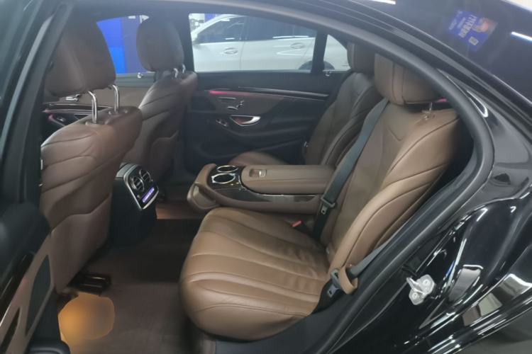 Used Mercedes-Benz S-Class 2020 S 350 L Business Class Ultimate Edition Left Rear Seat