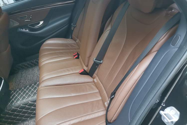 Used Mercedes-Benz S-Class 2020 S 350 L Business Class Ultimate Edition Left Rear Seat