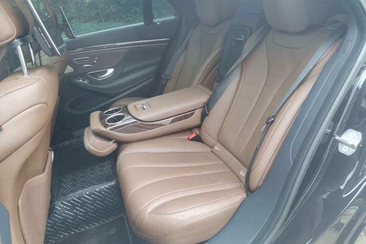 Used Mercedes-Benz S-Class 2020 S 350 L Business Class Ultimate Edition Left Rear Seat
