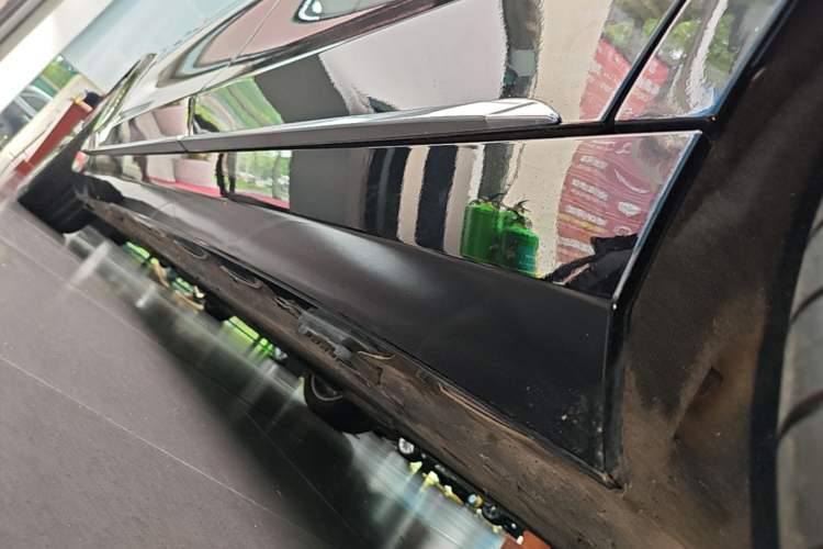 Used Mercedes-Benz S-Class 2020 S 350 L Exclusive Edition Prestige Collection Left Side Sill