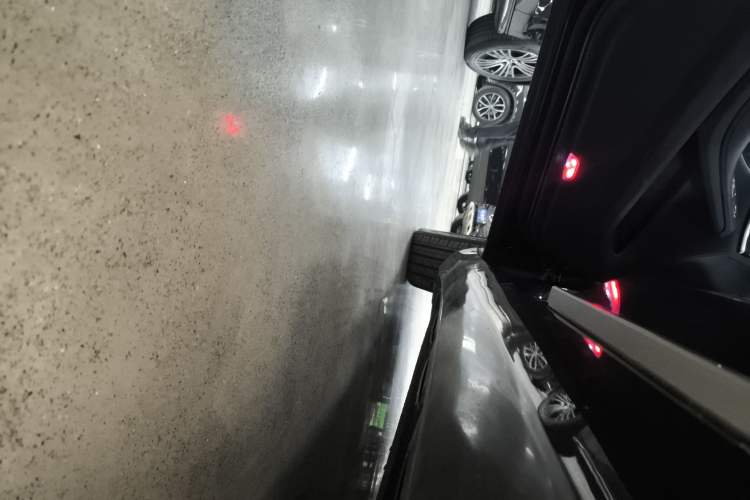 Used Mercedes-Benz S-Class 2020 S 350 L Business Class Ultimate Edition Left Side Sill