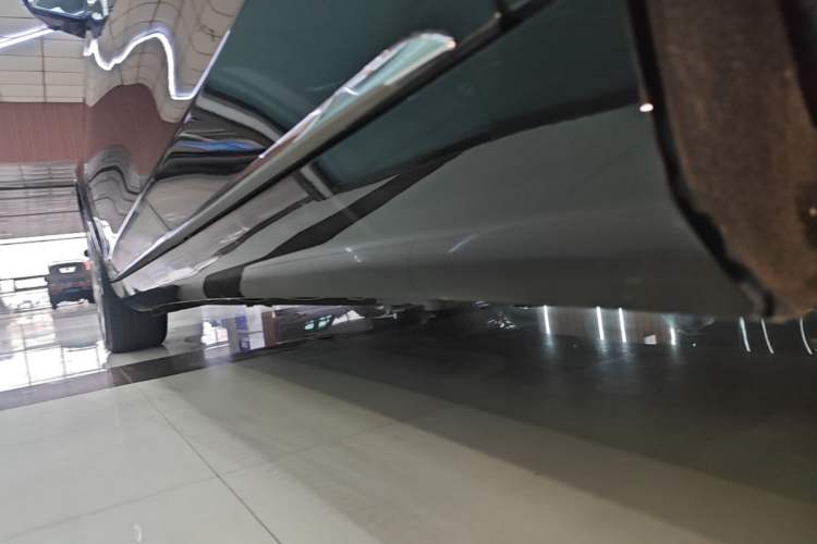 Used Mercedes-Benz S-Class 2020 S 350 L Exclusive Edition Prestige Collection Left Side Sill