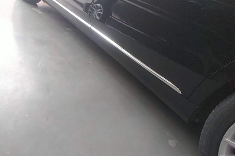 Used Mercedes-Benz S-Class 2020 S 350 L Business Class Ultimate Edition Left Side Sill