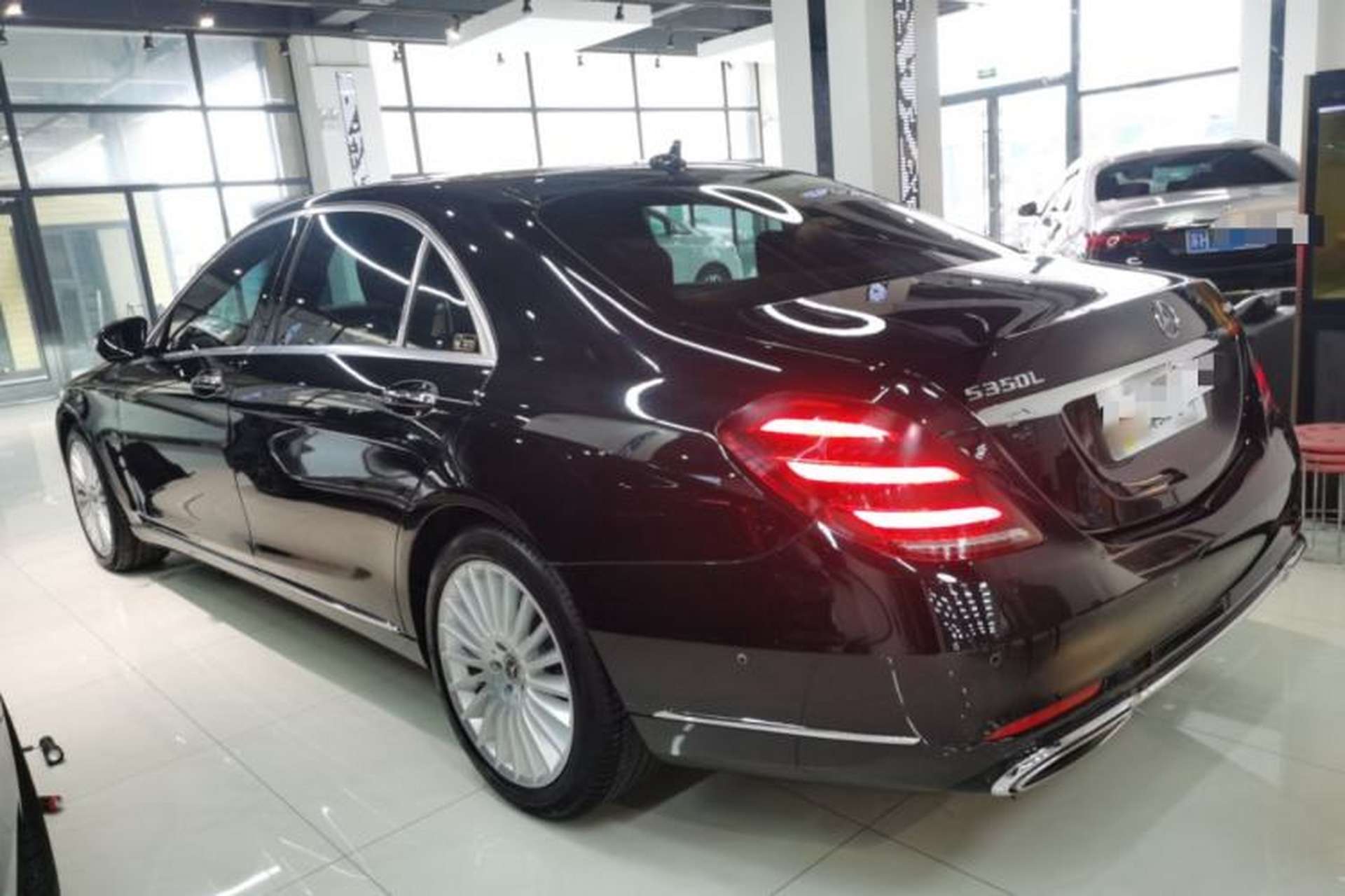 Used Mercedes-Benz S-Class 2020 S 350 L Business Class Ultimate Edition Left Side