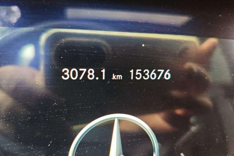 Used Mercedes-Benz S-Class 2020 S 350 L Business Class Ultimate Edition Odometer Close Up