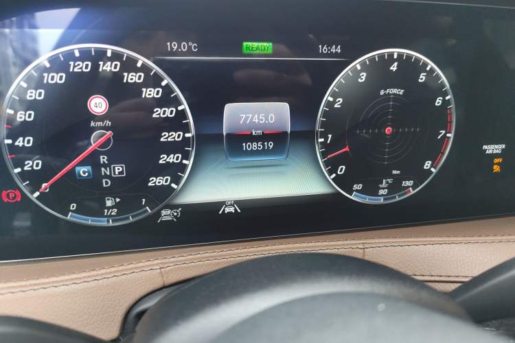 Used Mercedes-Benz S-Class 2020 S 450 L 4MATIC Exclusive Edition Odometer Close Up