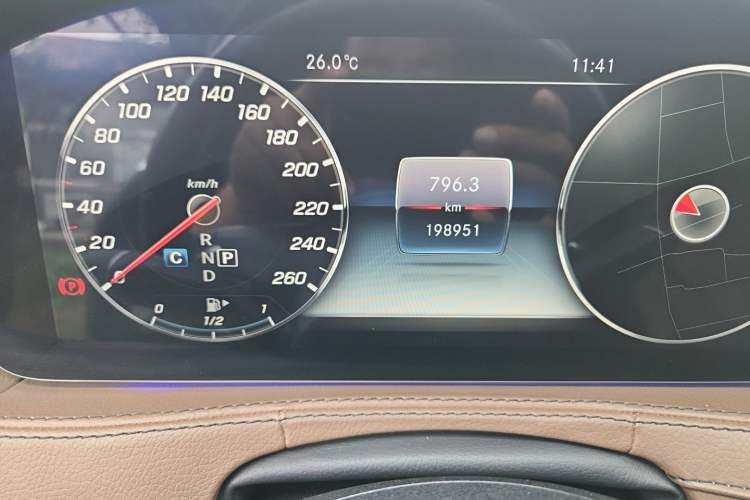 Used Mercedes-Benz S-Class 2020 S 350 L Business Class Ultimate Edition Odometer Close Up