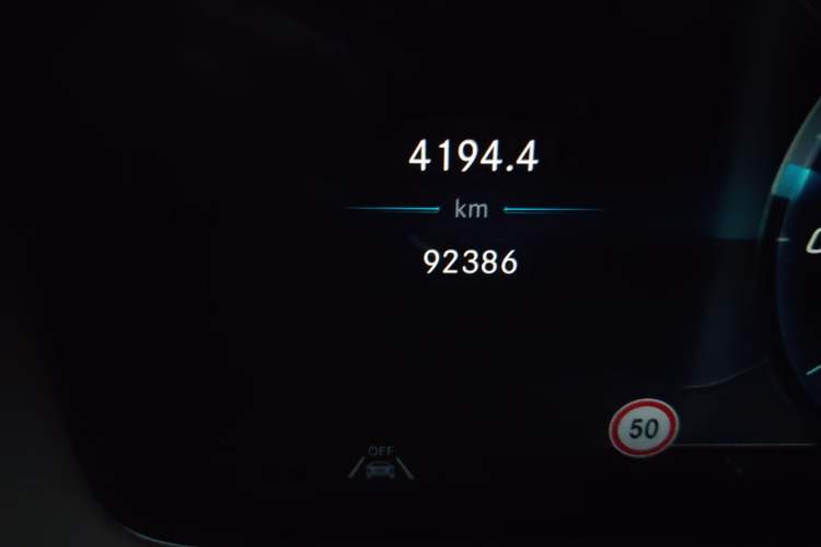 Used Mercedes-Benz S-Class 2020 S 350 L Business Class Ultimate Edition Odometer Close Up