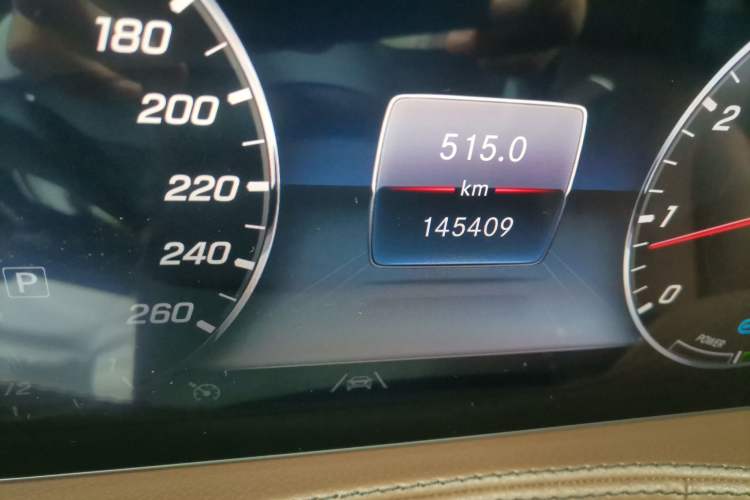 Used Mercedes-Benz S-Class 2020 S 350 L Business Class Ultimate Edition Odometer Close Up