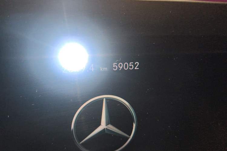 Used Mercedes-Benz S-Class 2020 S 450 L 4MATIC Exclusive Edition Odometer Close Up