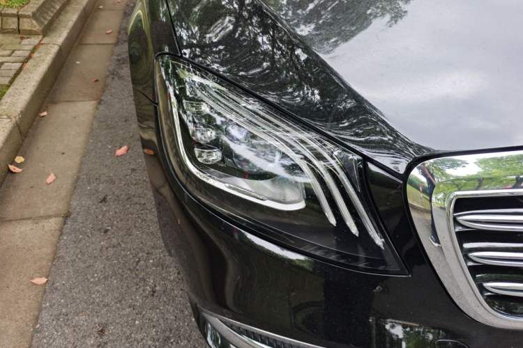 Used Mercedes-Benz S-Class 2020 S 350 L Exclusive Edition Prestige Collection Right Front Headlight