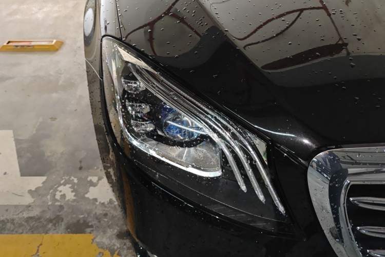 Used Mercedes-Benz S-Class 2020 S 350 L Business Class Ultimate Edition Right Front Headlight